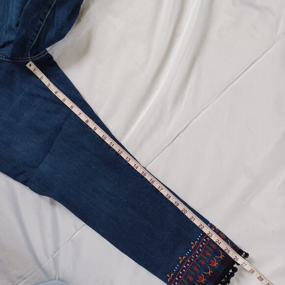 St. John's Bay Jeans Skinny Ankle Cropped Fringe Dark Wash Highrise Size Plus 14 - Picture 12 of 12